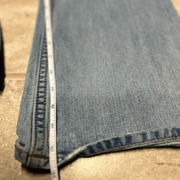 đź’•EUC-AEROPOSTALE HAILEY FLARE DISTRESSED JEANS SZ 7-8 LONGđź’• - Picture 7 of 11